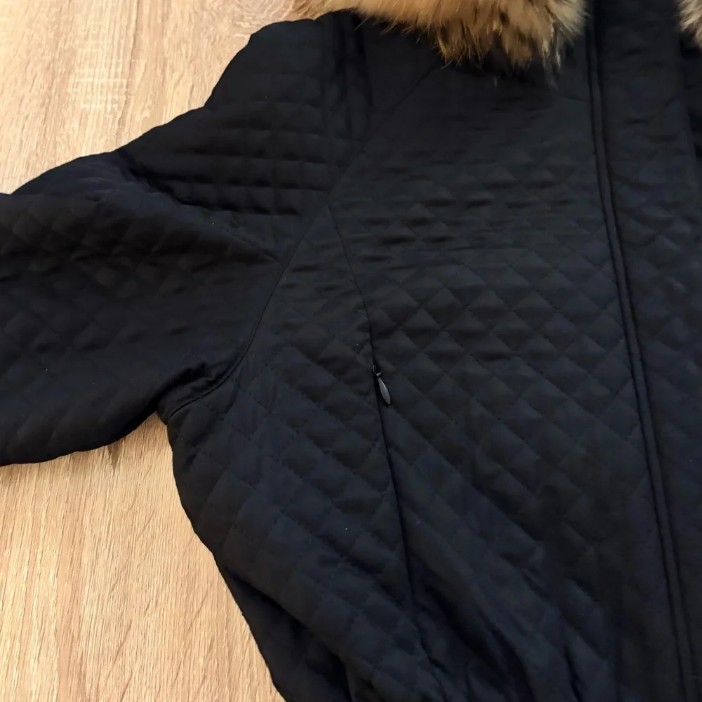 Authentic Burberry Black Quilted Raccoon Fur Hood Cinch Waist Jacket Small‎